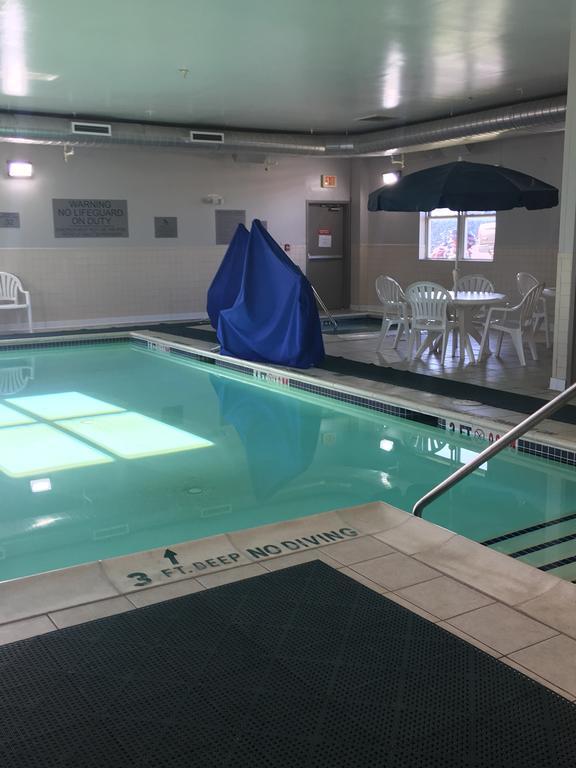 谦姆伯斯堡江山旅馆&套房酒店 钱伯斯堡 外观 照片