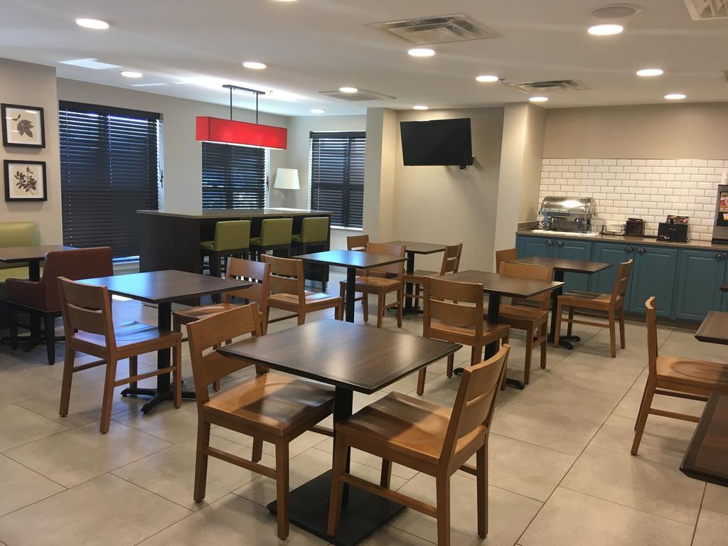 谦姆伯斯堡江山旅馆&套房酒店 钱伯斯堡 外观 照片